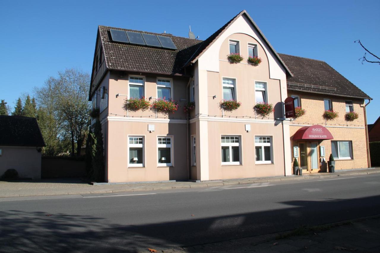 Buskes Hotel Steinfoerde Wietzendorf Esterno foto